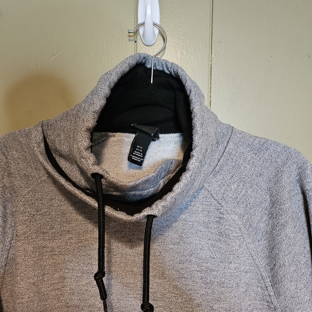 H&M Cozy Gray Funnel Neck Sweatshirt | Size XL | Soft, Stylish & Comfortable - Picture 2 of 5